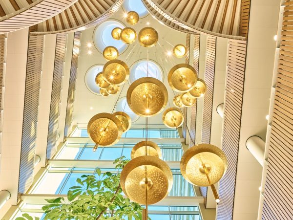 Het Hoofddorpse PR-bureau PRGoeroes heeft sinds kort een nieuw onderkomen. Het bureau is verhuisd van de Opaallaan in Hoofddorp naar het adres Mercuriusplein 1 in Hoofddorp. Jennifer Delano, oprichter van PRGoeroes, is heel enthousiast over de verhuizing.